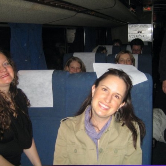 Meet your Posher, Elizabeth - Picture 2 of 5